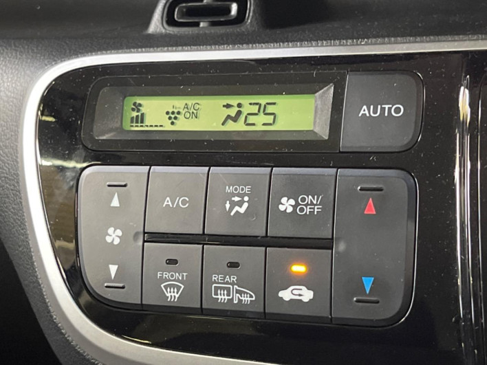 2016 Honda N-BOX DBA-JF1 (UW-6a34b2b3abffd)[27]