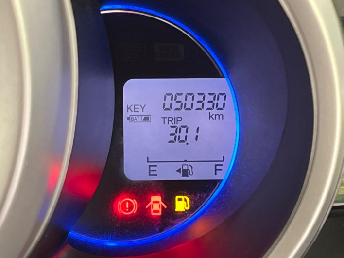 2016 Honda N-BOX CUSTOM DBA-JF1 (UW-6a34b2b478e03)[27]