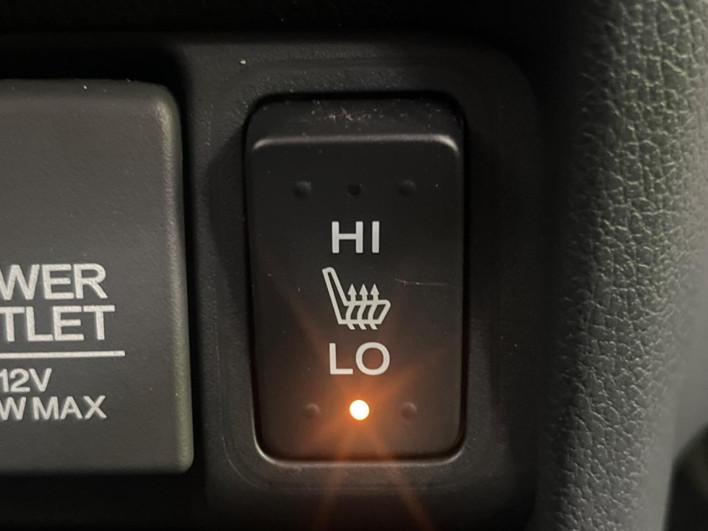 2016 Honda N-BOX CUSTOM DBA-JF1 (UW-6a34b2b478e03)[8]