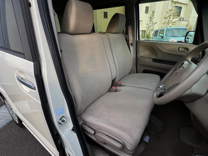 2016 Honda N-BOX DBA-JF1 (UW-6a34b2b50b80f)[19]