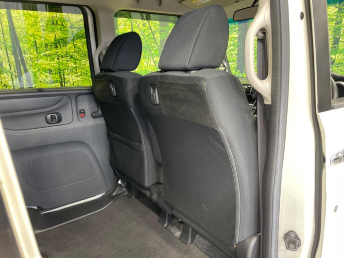 2017 Honda N-BOX CUSTOM DBA-JF1 (UW-6a34b2b590442)[23]