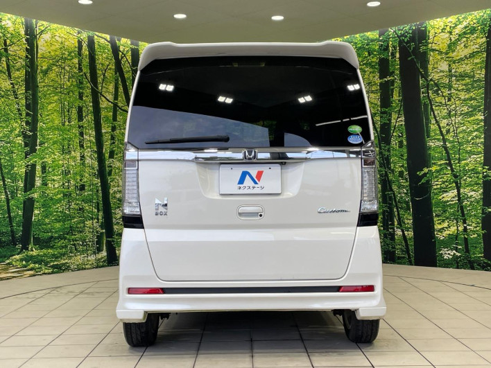 2017 Honda N-BOX CUSTOM DBA-JF1 (UW-6a34b2b590442)[15]