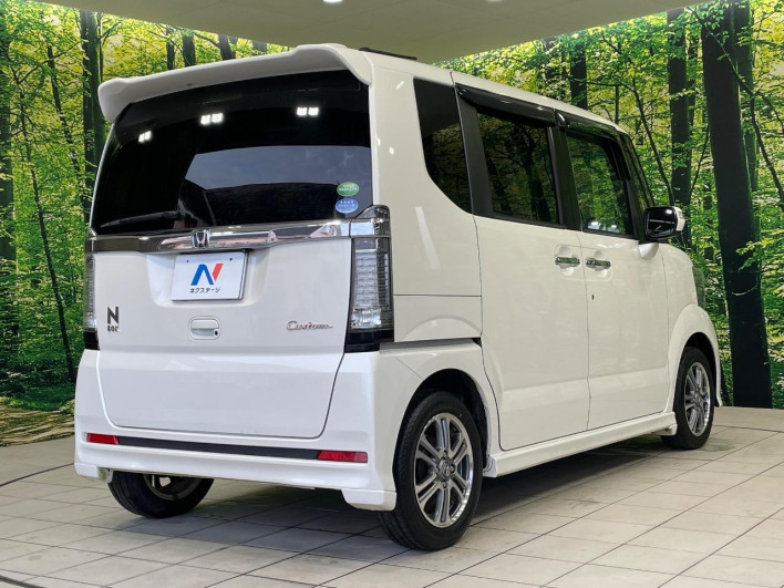 2017 Honda N-BOX CUSTOM DBA-JF1 (UW-6a34b2b590442)[16]