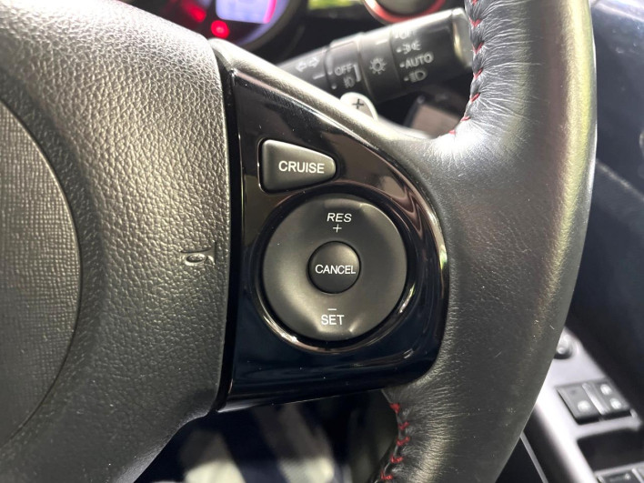 2017 Honda N-BOX CUSTOM DBA-JF1 (UW-6a34b2b786232)[16]