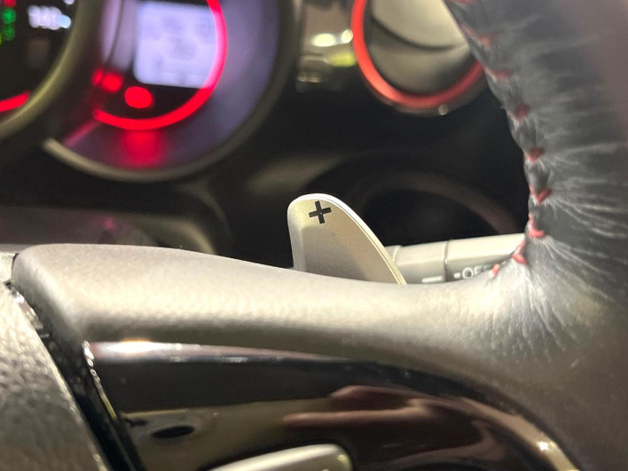 2017 Honda N-BOX CUSTOM DBA-JF1 (UW-6a34b2b786232)[20]