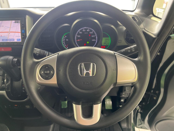 2016 Honda N-BOX DBA-JF2 (UW-6a34b2b84e379)[19]