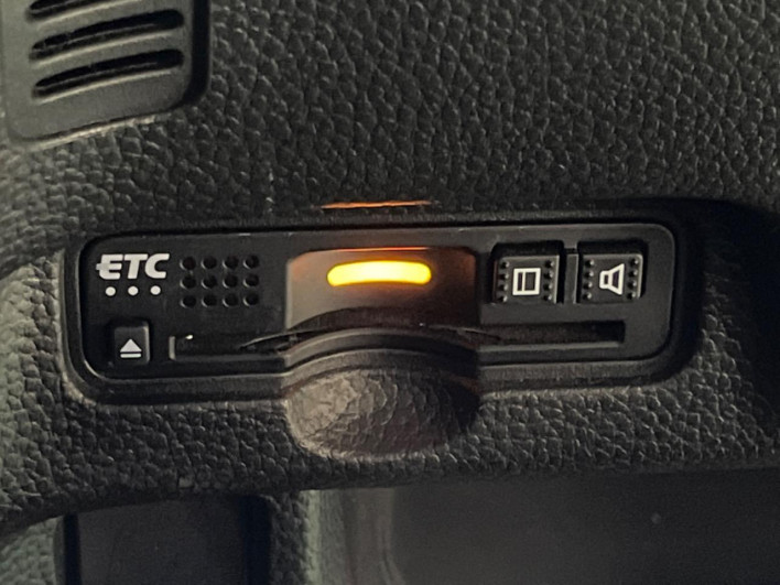 2018 Honda N-BOX CUSTOM DBA-JF3 (UW-6a34b2ba5498f)[11]