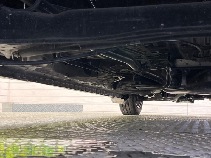 2018 Honda N-BOX CUSTOM DBA-JF3 (UW-6a34b2ba5498f)[20]