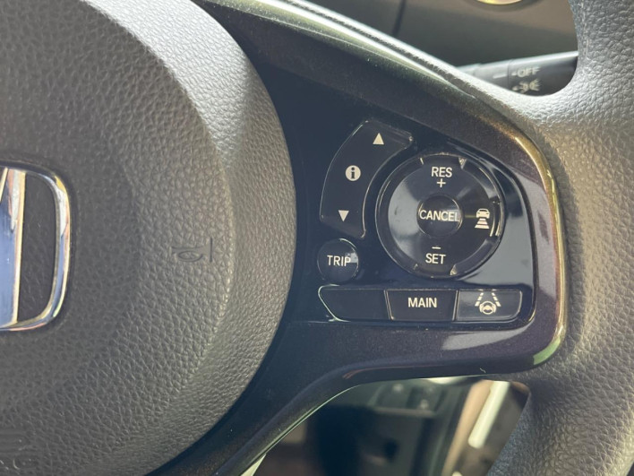 2018 Honda N-BOX CUSTOM DBA-JF3 (UW-6a34b2ba5498f)[13]
