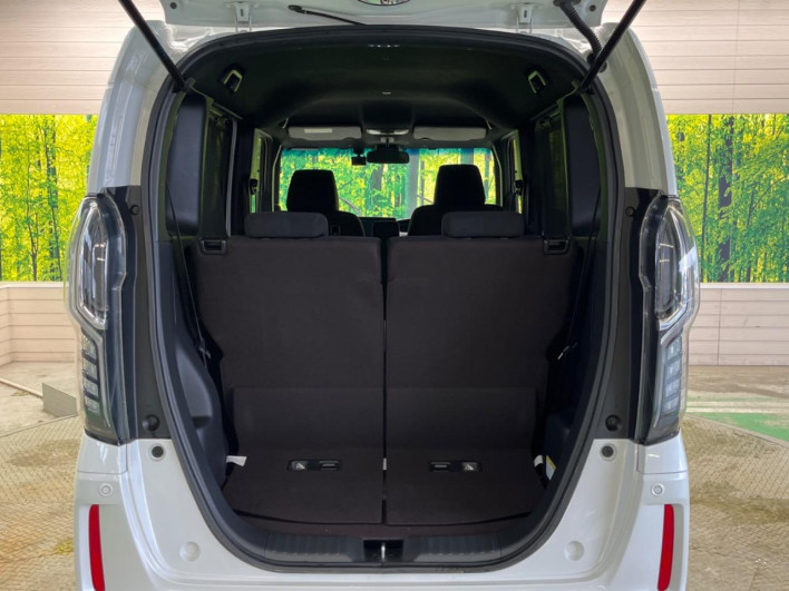 2018 Honda N-BOX CUSTOM DBA-JF3 (UW-6a34b2ba5498f)[25]