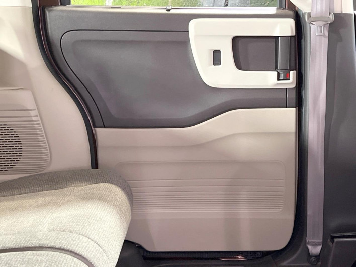 2019 Honda N-BOX DBA-JF3 (UW-6a34b2bb33259)[15]