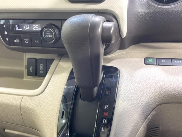 2019 Honda N-BOX DBA-JF3 (UW-6a34b2bc9311f)[15]