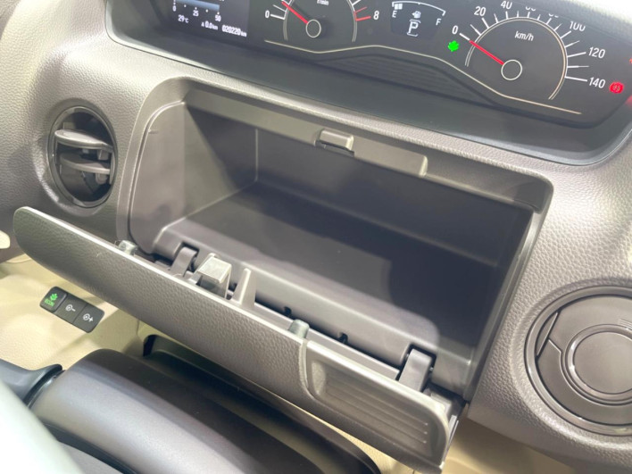 2019 Honda N-BOX DBA-JF3 (UW-6a34b2bc9311f)[21]