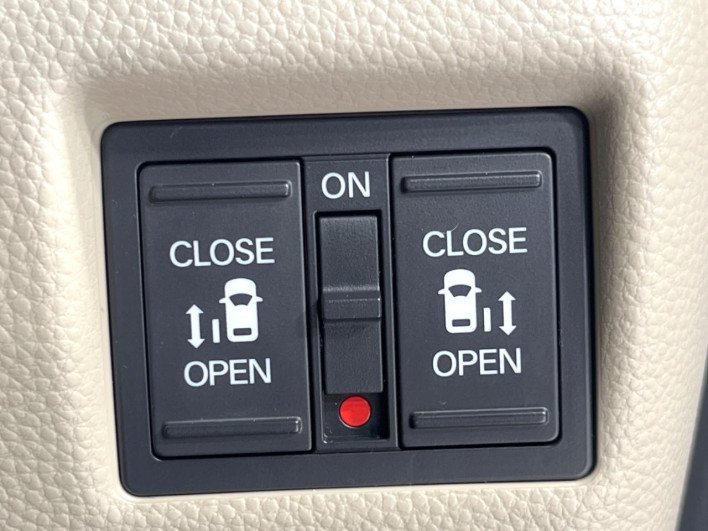 2019 Honda N-BOX DBA-JF3 (UW-6a34b2bc9311f)[22]