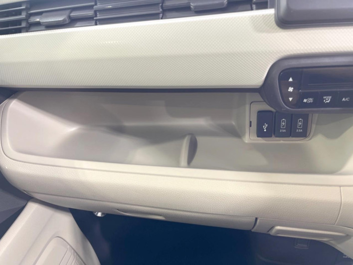 2019 Honda N-BOX DBA-JF3 (UW-6a34b2bc9311f)[7]