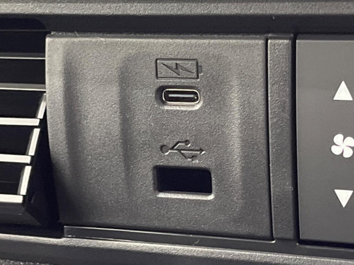 2026 Honda N-BOX CUSTOM 6BA-JF5 (UW-6a34b2d15a25b)[27]