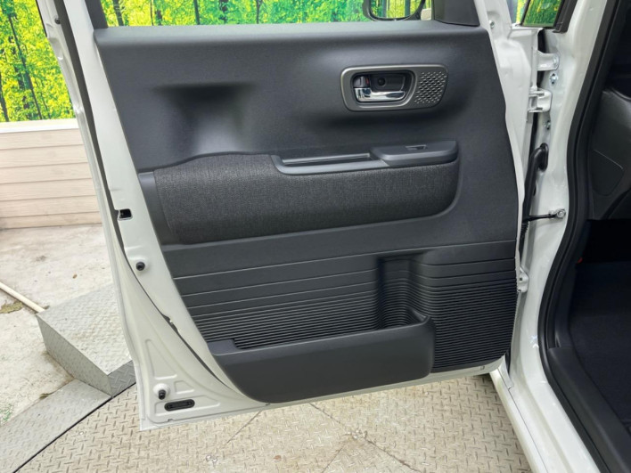 2026 Honda N-BOX CUSTOM 6BA-JF5 (UW-6a34b2d15a25b)[12]