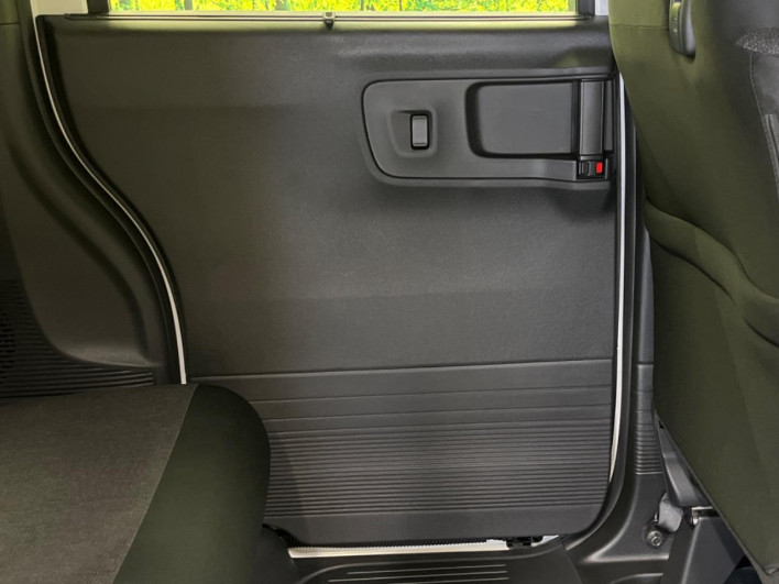 2026 Honda N-BOX CUSTOM 6BA-JF5 (UW-6a34b2d15a25b)[16]