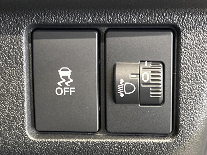 2026 Honda N-BOX CUSTOM 6BA-JF5 (UW-6a34b2d15a25b)[20]