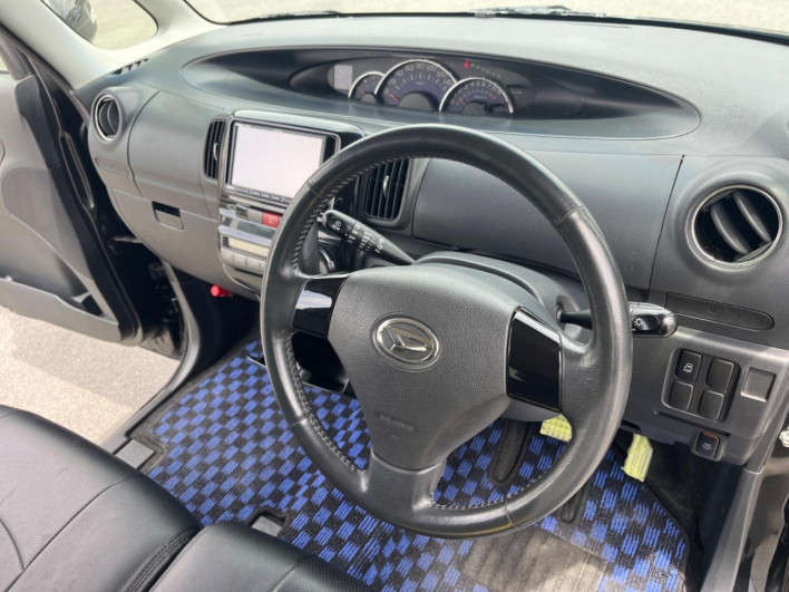 2011 Daihatsu Tanto DBA-L375S (UW-6a34b2f276c9f)[5]