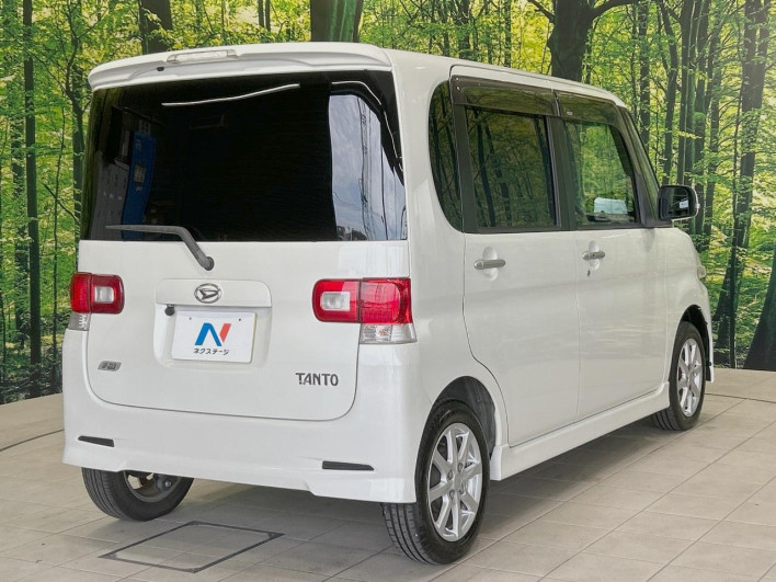 2012 Daihatsu Tanto DBA-L375S (UW-6a34b2f4288e6)[25]