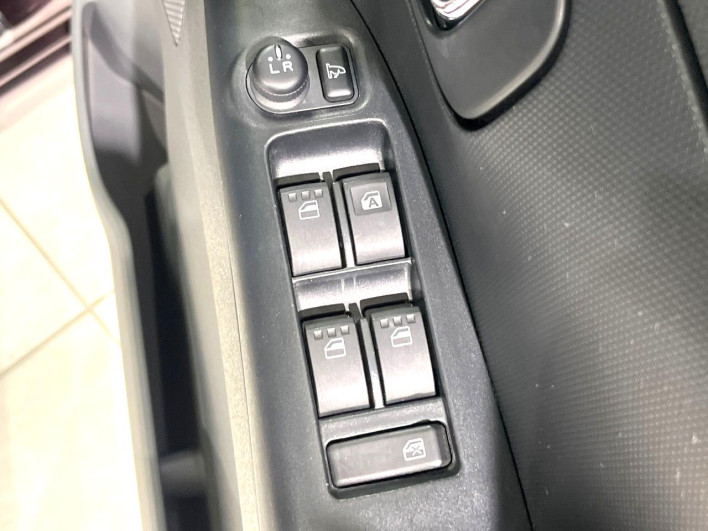 2010 Daihatsu Tanto CBA-L385S (UW-6a34b2f4adc93)[23]