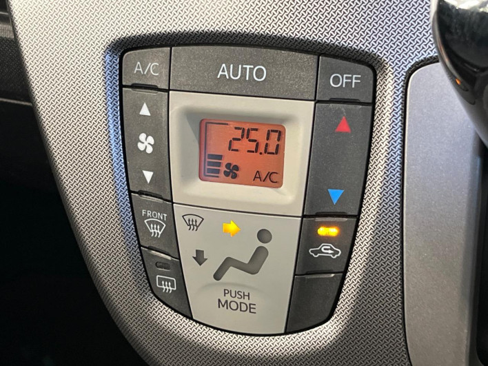 2013 Daihatsu Move DBA-LA100S (UW-6a34b2f8337f0)[9]