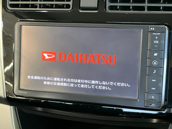 2013 Daihatsu Move DBA-LA100S (UW-6a34b2f8337f0)[8]