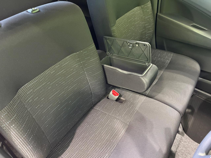 2013 Daihatsu Move DBA-LA100S (UW-6a34b2f8337f0)[18]
