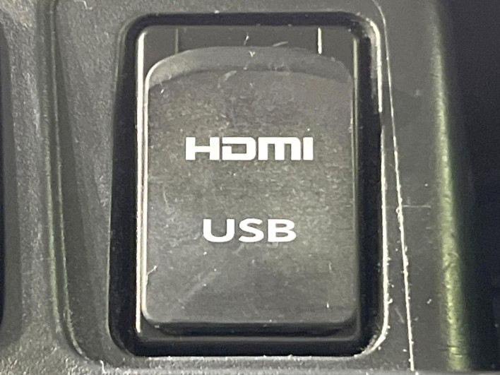 2017 Daihatsu Move DBA-LA150S (UW-6a34b2f914a88)[28]
