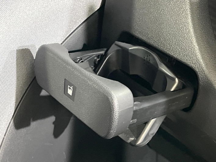 2015 Daihatsu Cast DBA-LA250S (UW-6a34b2fbd5c6d)[29]