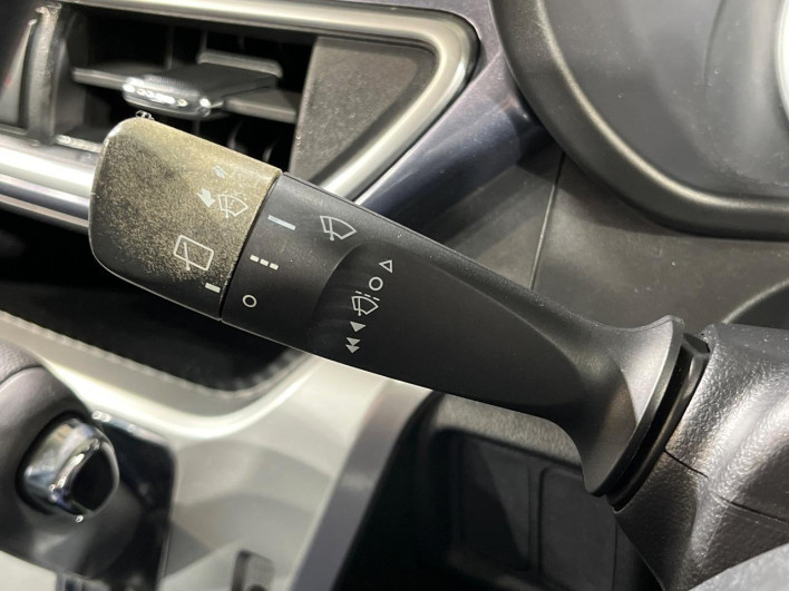 2015 Daihatsu Cast DBA-LA250S (UW-6a34b2fbd5c6d)[25]