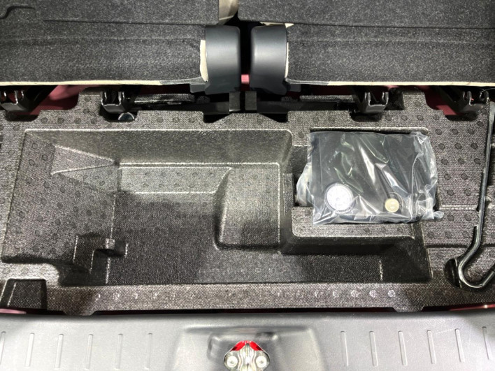 2017 Daihatsu Cast DBA-LA260S (UW-6a34b2ff01002)[8]