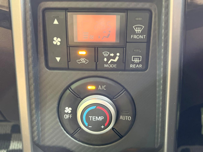 2015 Daihatsu Copen DBA-LA400K (UW-6a34b3051b53a)[10]