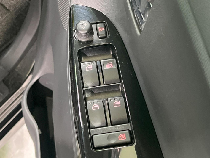 2014 Daihatsu Tanto DBA-LA600S (UW-6a34b307b12b4)[8]