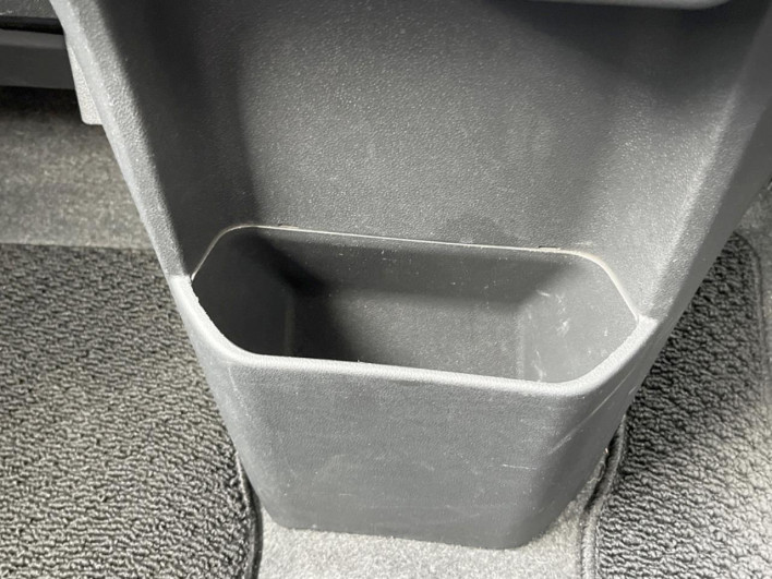 2015 Daihatsu Wake DBA-LA700S (UW-6a34b3164c44a)[8]
