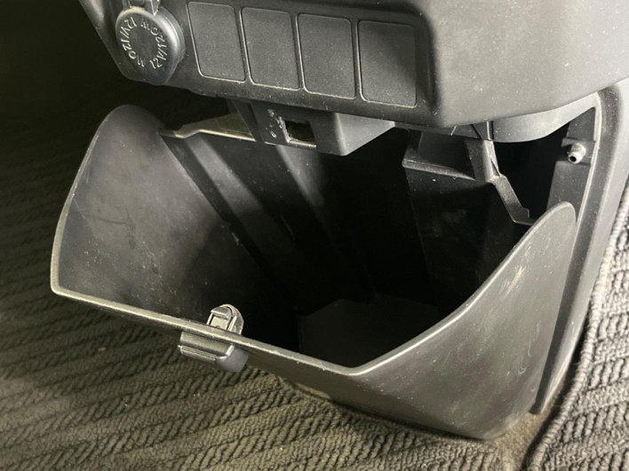 2018 Toyota Roomy DBA-M900A (UW-6a34b326603f2)[28]