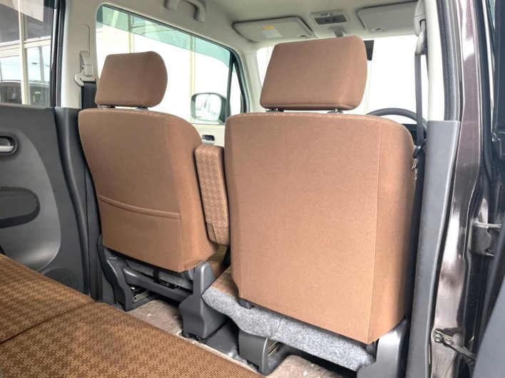 2012 Nissan Moco DBA-MG33S (UW-6a34b33bd0d53)[26]