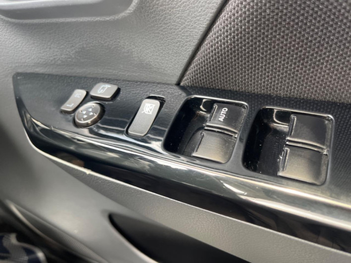 2015 Suzuki Wagon R Stingray DAA-MH44S (UW-6a34b33e7fee2)[19]
