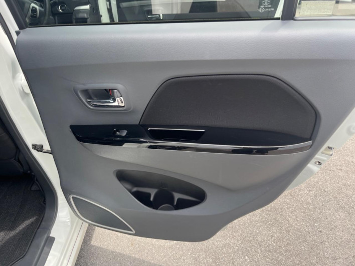 2015 Suzuki Wagon R Stingray DAA-MH44S (UW-6a34b33e7fee2)[17]