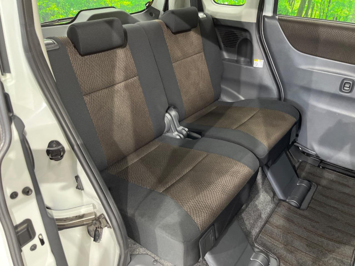 2011 Nissan Roox CBA-ML21S (UW-6a34b352cf4ca)[23]