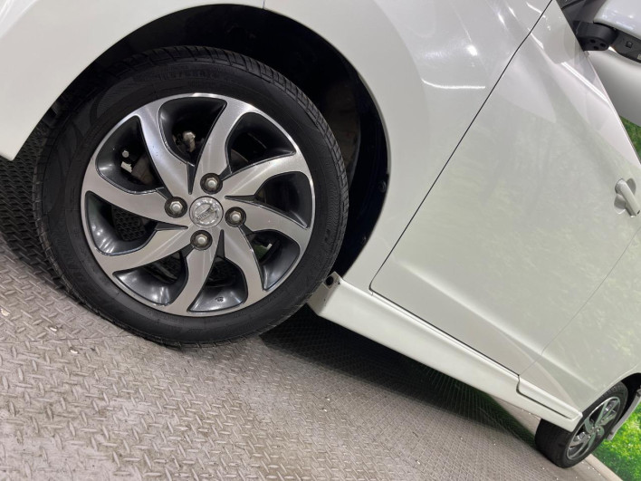 2011 Nissan Roox CBA-ML21S (UW-6a34b352cf4ca)[5]