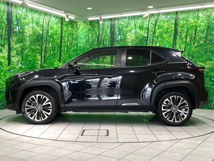 2022 Toyota Yaris Cross 6AA-MXPJ10 (UW-6a34b371a0ea1)[6]