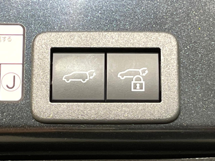 2021 Toyota Yaris Cross 6AA-MXPJ10 (UW-6a34b3732376b)[12]