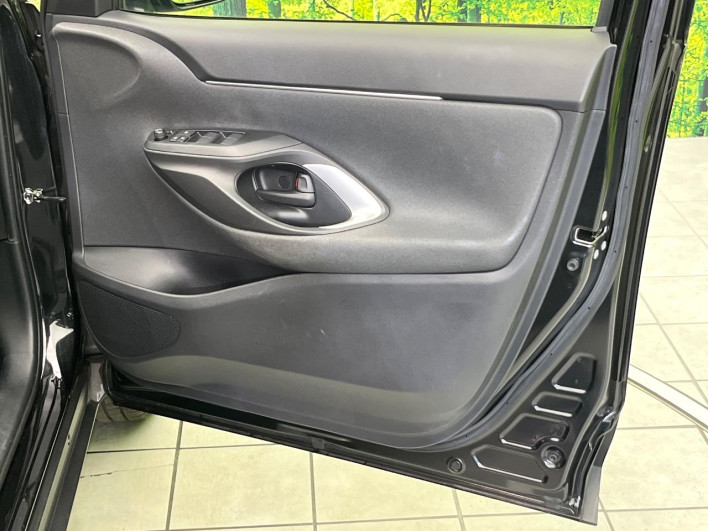 2021 Toyota Yaris Cross 6AA-MXPJ10 (UW-6a34b3732376b)[26]