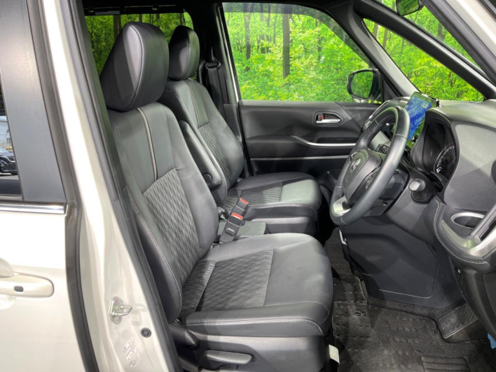 2023 Toyota Noah 6BA-MZRA90W (UW-6a34b38d0db35)[27]