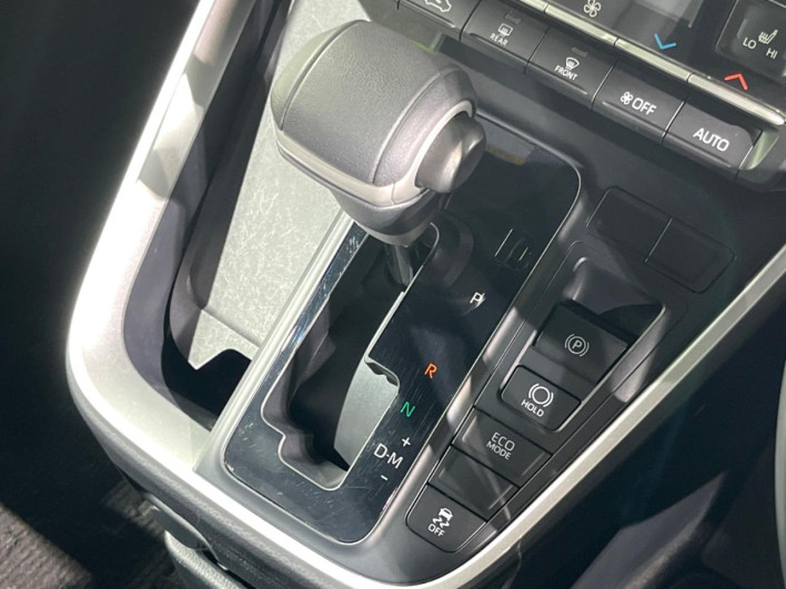 2023 Toyota Noah 6BA-MZRA90W (UW-6a34b38d0db35)[18]