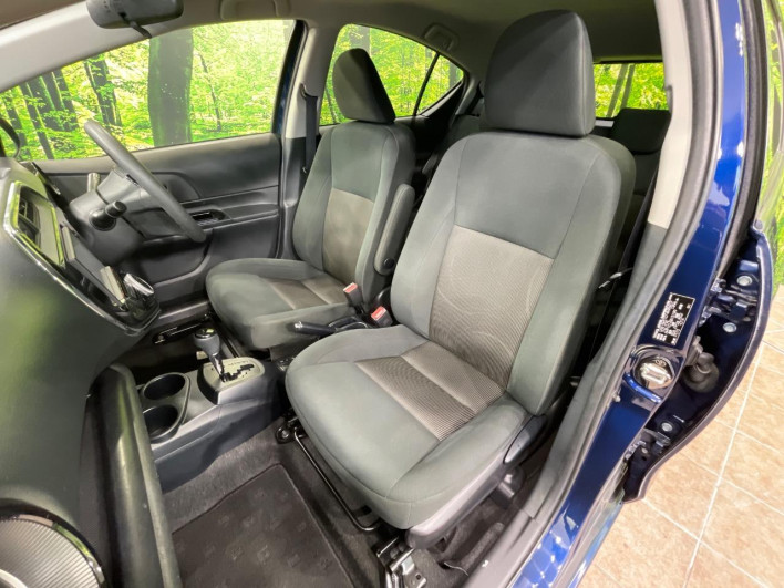 2019 Toyota Aqua DAA-NHP10 (UW-6a34b39b3a48a)[11]