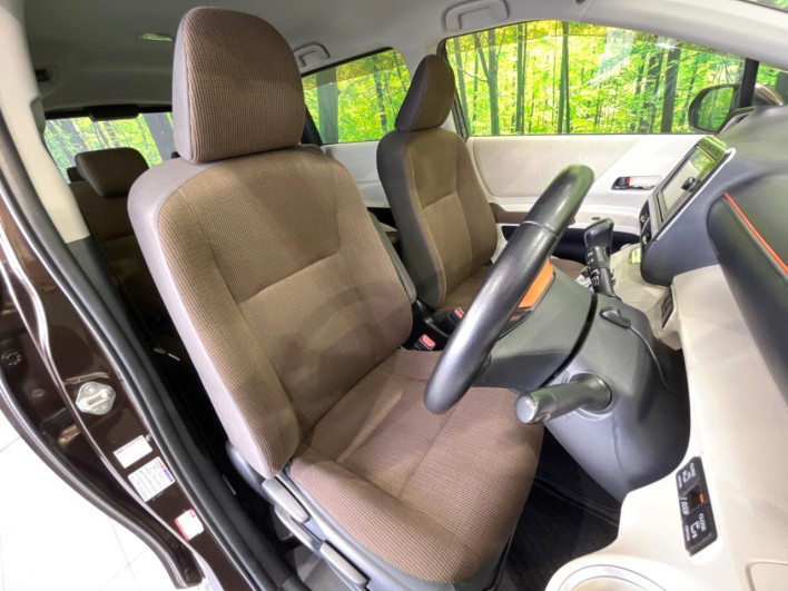 2015 Toyota Sienta DBA-NSP170G (UW-6a34b39f94e86)[23]