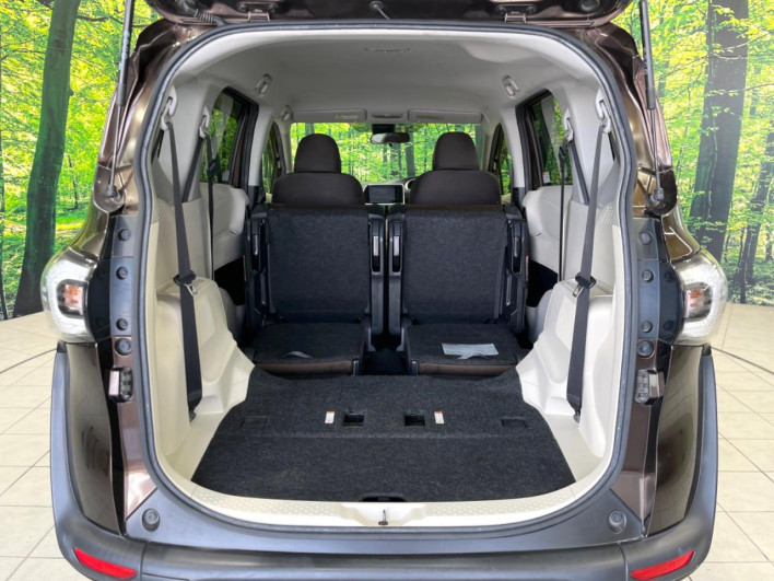 2015 Toyota Sienta DBA-NSP170G (UW-6a34b39f94e86)[15]